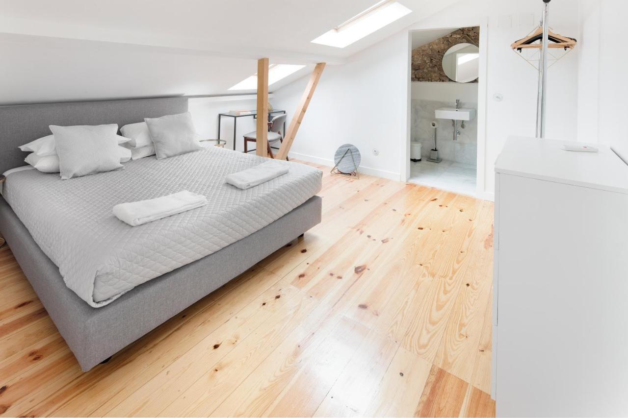 Room Lusiadas With Private Bathroom Lissabon Buitenkant foto